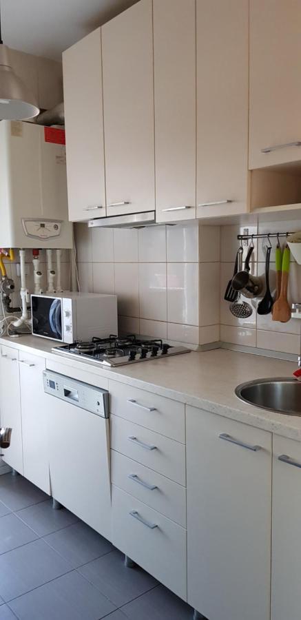 Cozy Apartament 3 Min To Subway 24H7 Check In Popesti-Leordeni Bagian luar foto